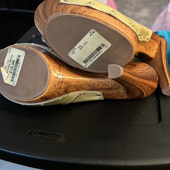 High heels shoes - Picture 5 of 8